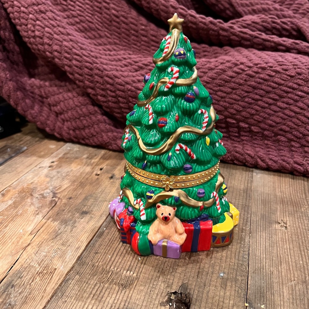 Galerie au chocolat Limoges Style Ceramic Hinged Christmas Tree Trinket Box